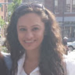 Meet your Posher, Lara